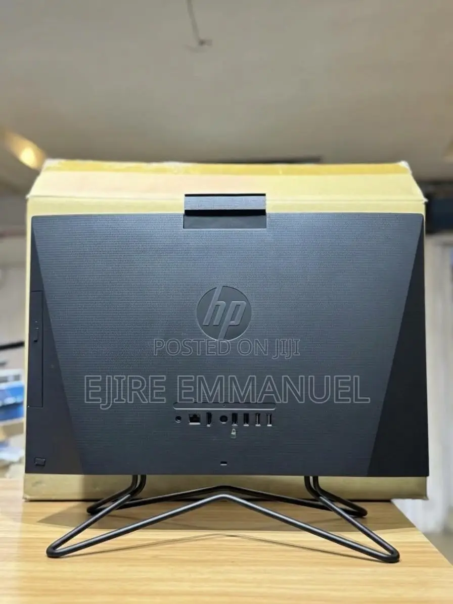 New Desktop Computer HP 200 G4 8GB Intel Core i5 SSD 256GB