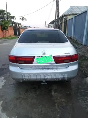Honda Accord 2005 Gray