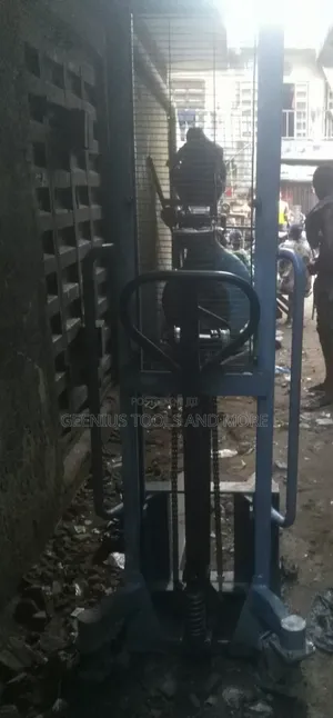 Manual Hydraulic Pallet Stacker