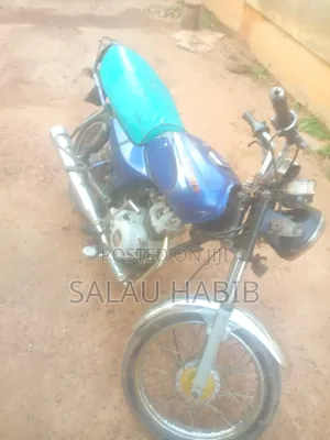Bajaj Boxer 2022 Blue