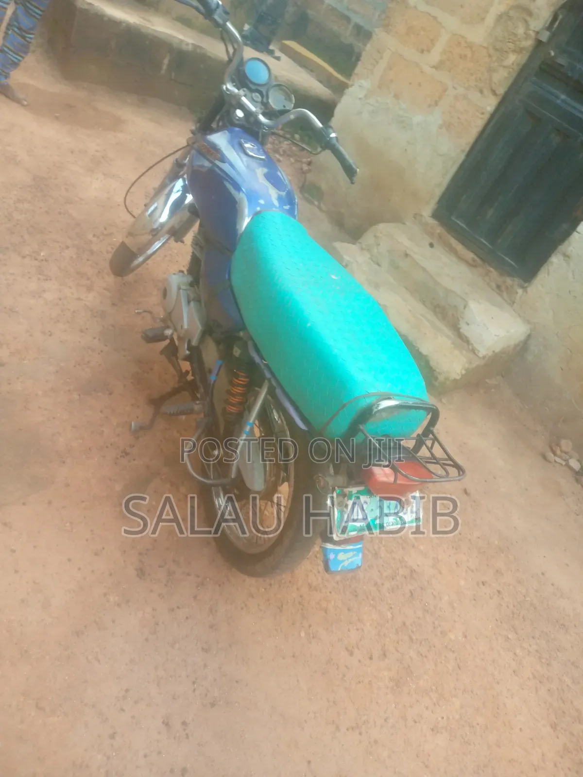 Bajaj Boxer 2022 Blue