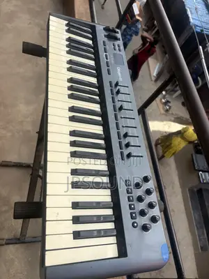 Studio Midi Keyboard