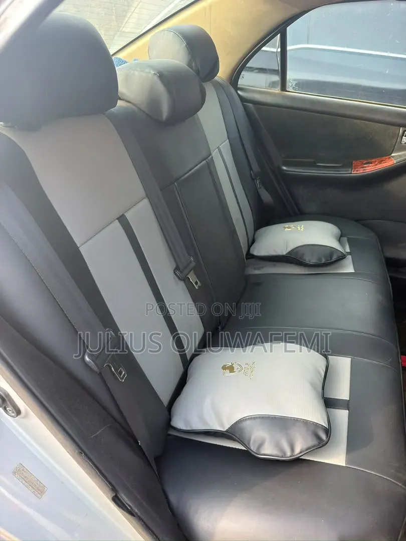 Toyota Corolla 2005 Silver