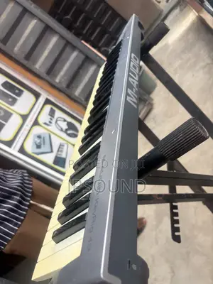 Studio Midi Keyboard