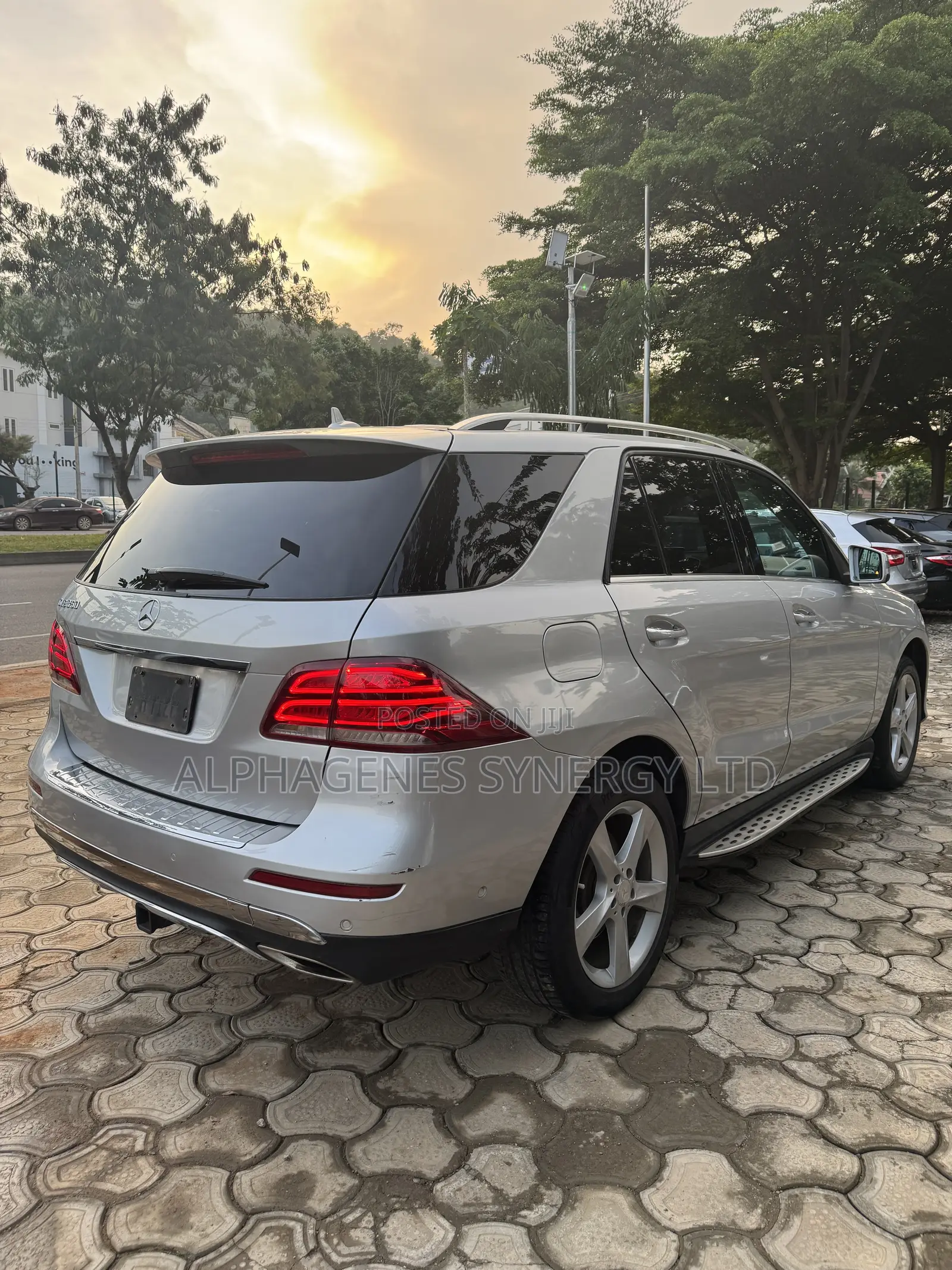 Mercedes-Benz GLE-Class 2016 Silver
