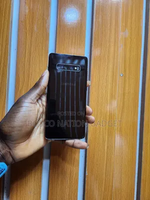 Samsung Galaxy S10 Plus 128 GB Black