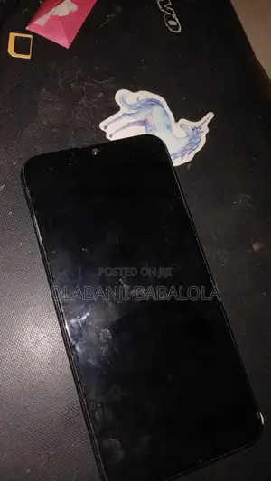 Infinix S4 64 GB Blue