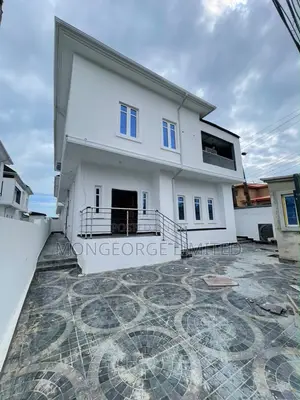 5bdrm Duplex in Sangotedo for sale