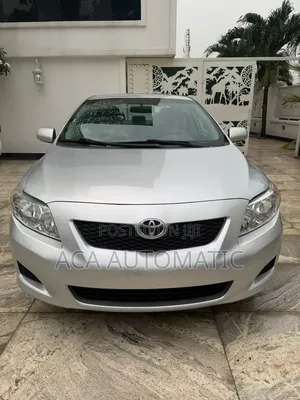 Toyota Corolla LE 4dr Sedan (1.8L 4cyl 4A) 2010 Silver