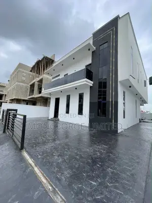 5bdrm Duplex in Lekki for sale