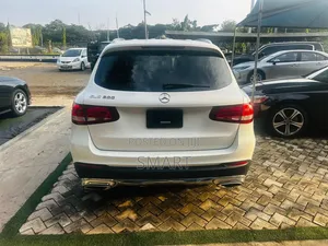 Mercedes-Benz GLC-Class 2017 White
