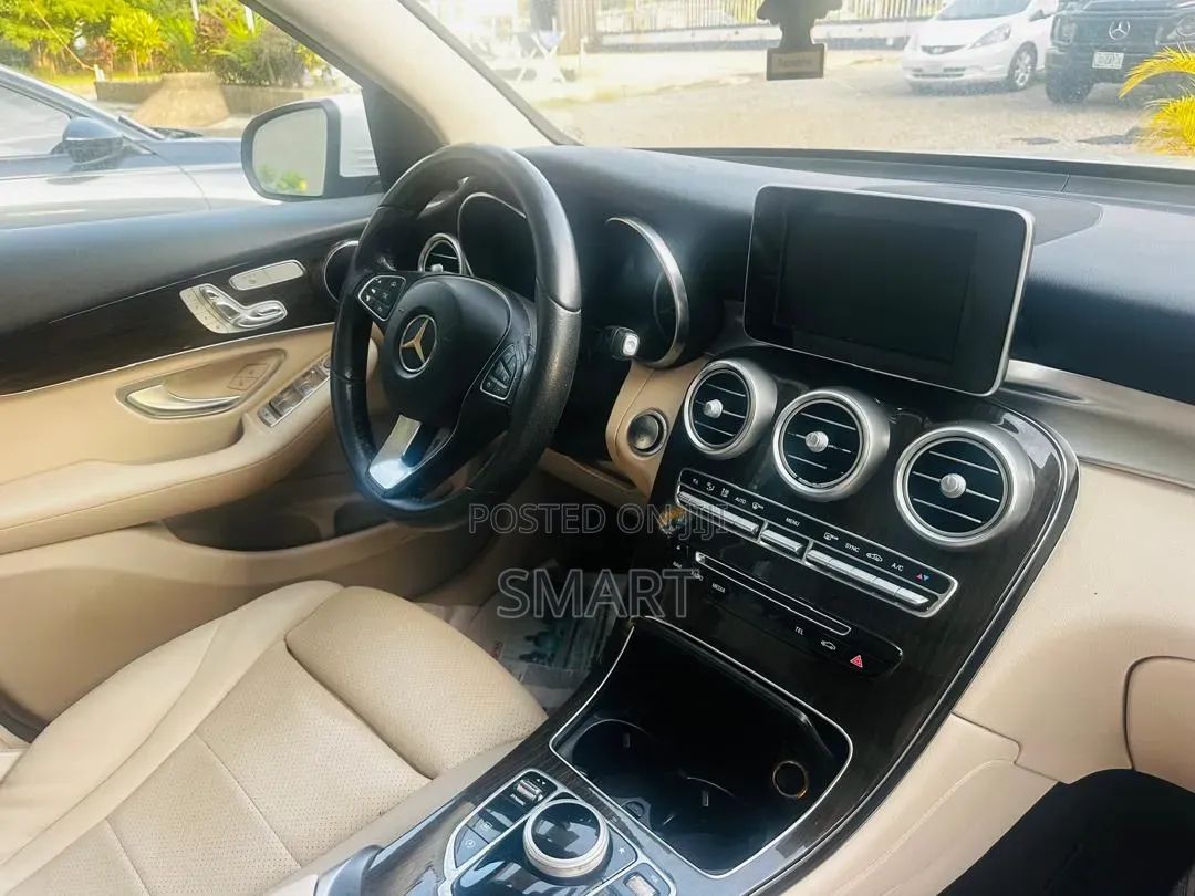 Mercedes-Benz GLC-Class 2017 White