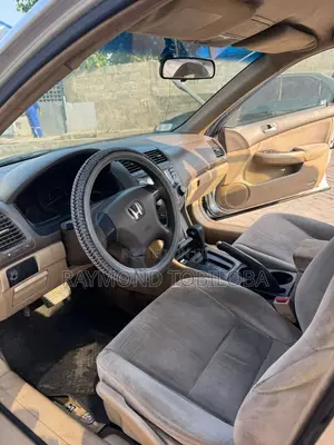 Honda Accord 2004 Silver