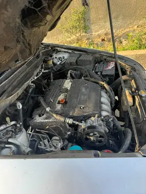 Honda Accord 2004 Silver
