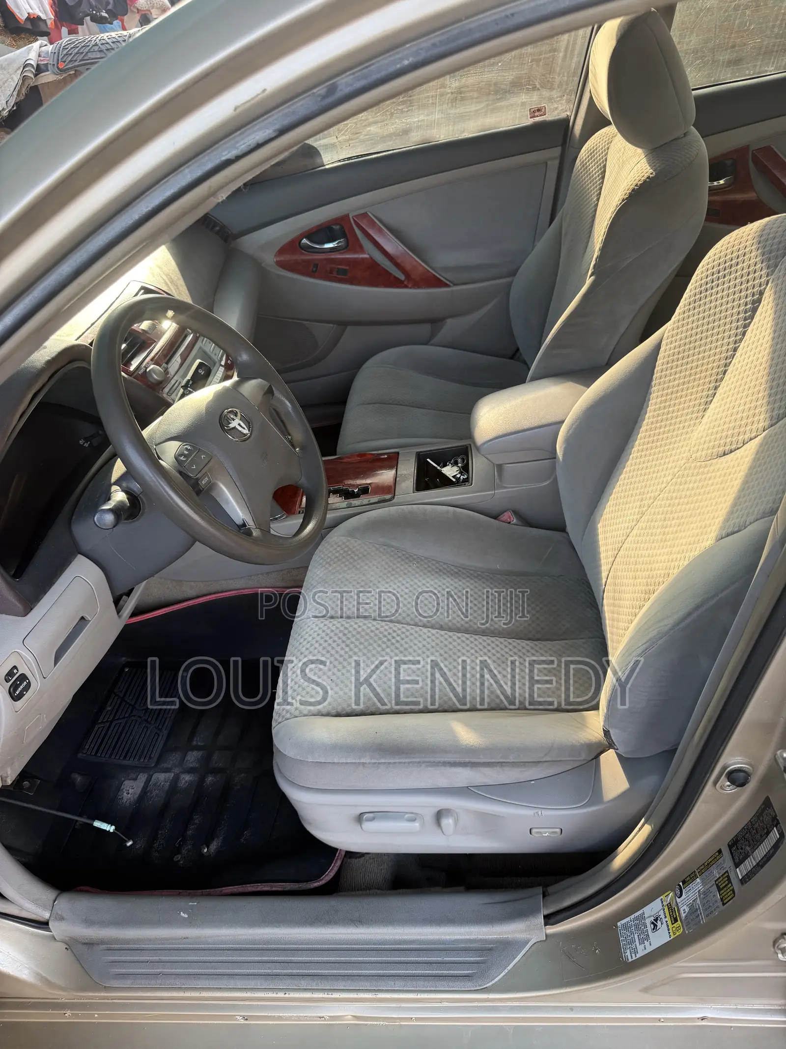 Toyota Camry 2008 Gold