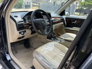 Mercedes-Benz GLK-Class 2012 Black