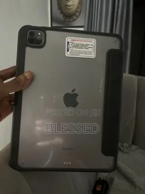 Apple iPad Pro 11 (2022) 128 GB Silver