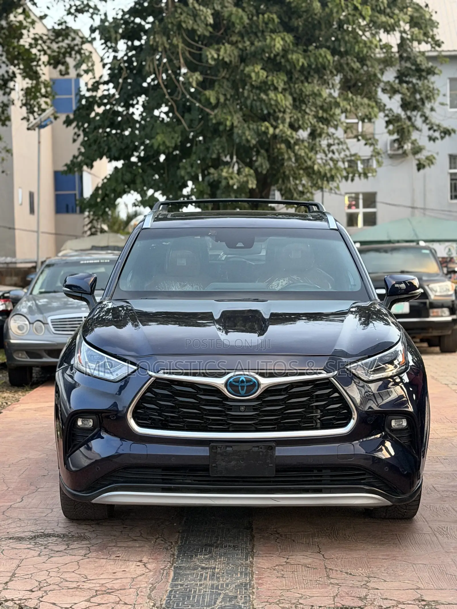 Toyota Highlander 2023 Blue