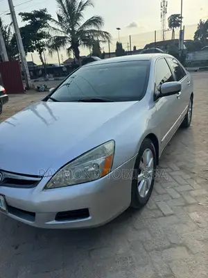 Honda Accord 2007 Silver