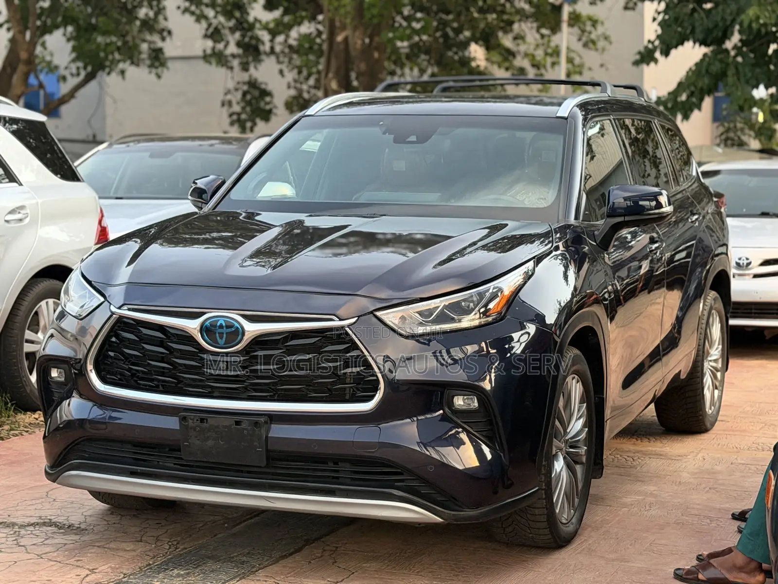 Toyota Highlander 2023 Blue