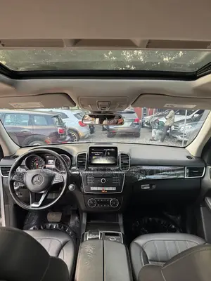 Mercedes-Benz GLE-Class 2016 Silver