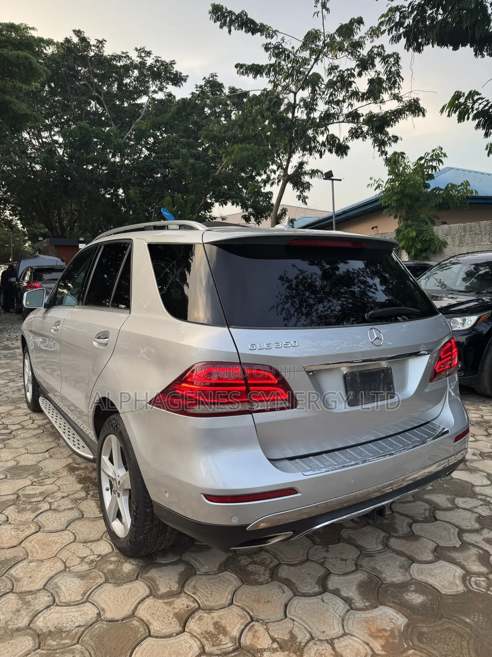 Mercedes-Benz GLE-Class 2016 Silver