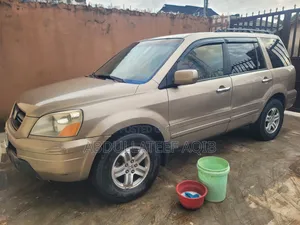 Honda Pilot 2003 Gold