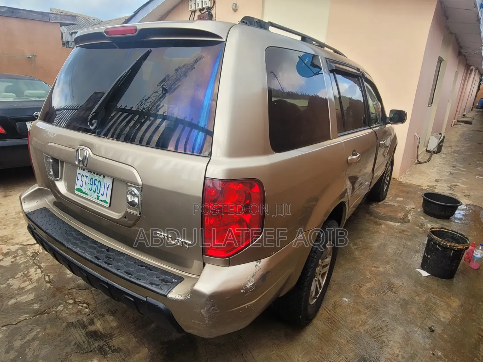 Honda Pilot 2003 Gold