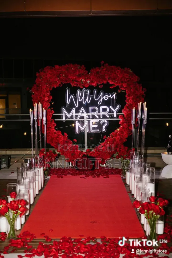 Engagement Decor