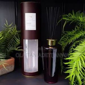 DIFFUSER Midnight Black Case Reed Diffuser by Madison Case