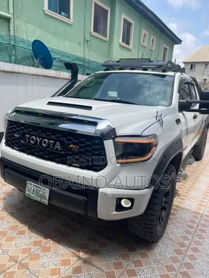 Toyota Tundra 2012 White