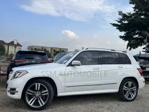 Mercedes-Benz GLK-Class Base GLK 350 4dr 4x2 (3.5L 6cyl 7A) 2015 White