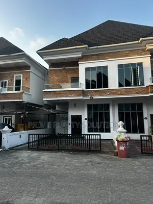 4bdrm Duplex in 𝐂𝐡𝐞𝐯𝐫𝐨𝐧 𝐥𝐞𝐤𝐤𝐢, Chevron for rent
