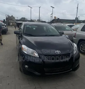 Toyota Matrix L Hatchback FWD (1.8L 4cyl) 2014 Black