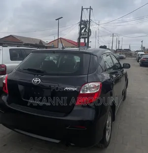 Toyota Matrix L Hatchback FWD (1.8L 4cyl) 2014 Black