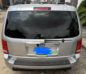 Honda Pilot 2010 Silver