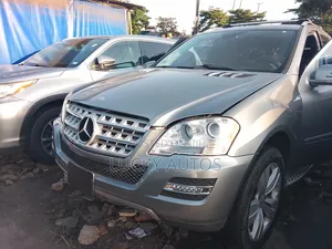 Mercedes-Benz M Class 2011 Gray