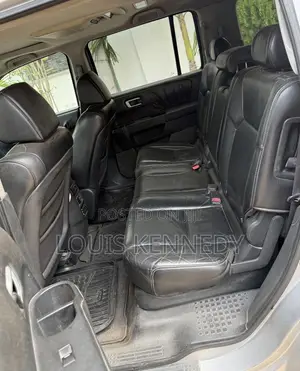 Honda Pilot 2010 Silver