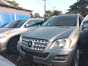 Mercedes-Benz M Class 2011 Gray