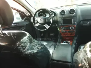 Mercedes-Benz M Class 2011 Gray