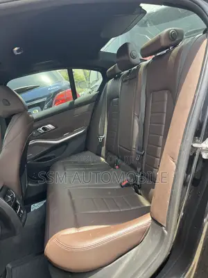 BMW 320i Sedan RWD 2020 Black