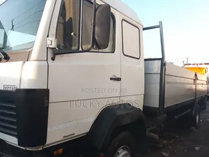 Mercedes Benz 814
