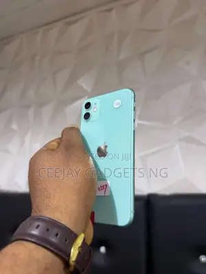 Apple iPhone 11 128 GB Green