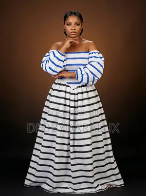 Maxi Dress With Detachable Sleeves