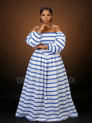 Maxi Dress With Detachable Sleeves