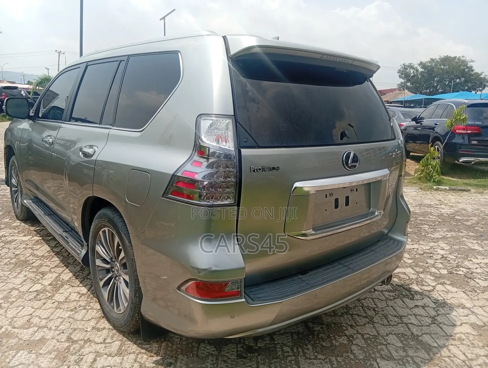 Lexus GX 2022 Gray