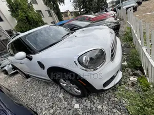 Mini Cooper 2018 White