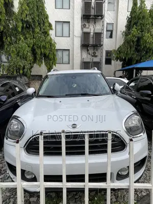 Mini Cooper 2018 White