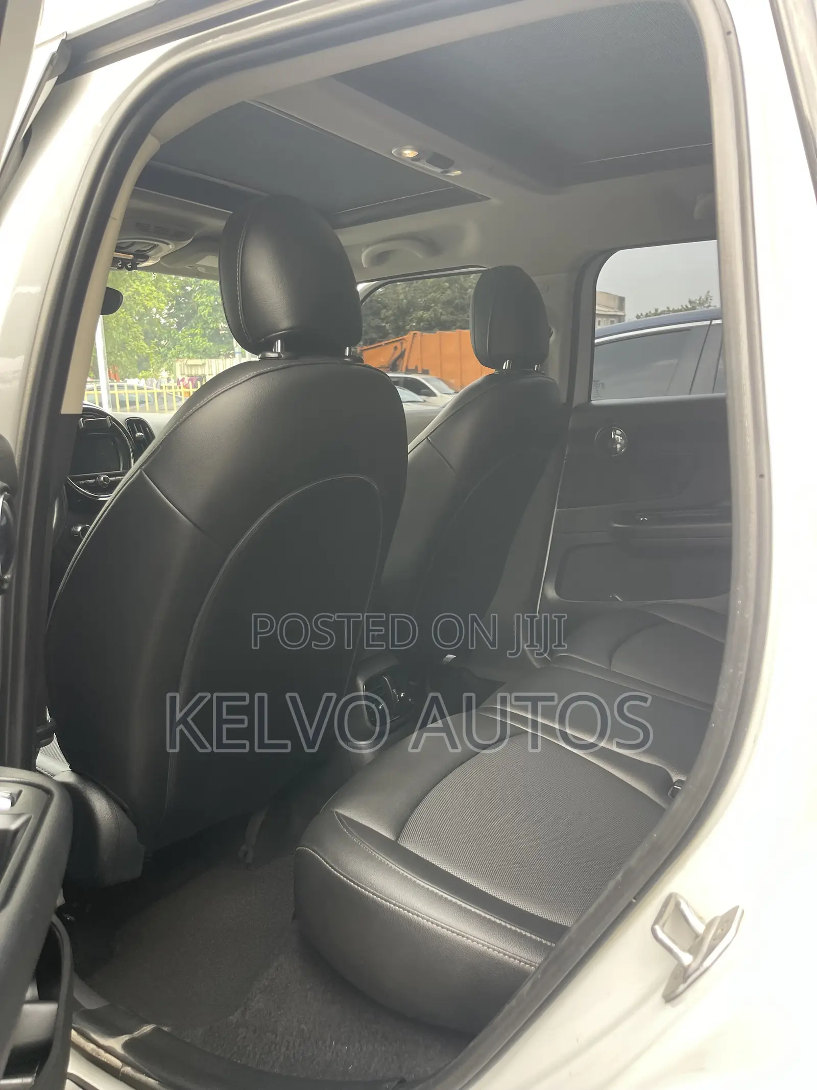 Mini Cooper 2018 White