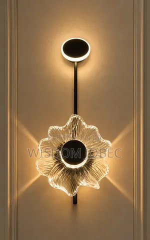 Vintage Art Design Flower Metal Glass LED Wall Light Featuring
